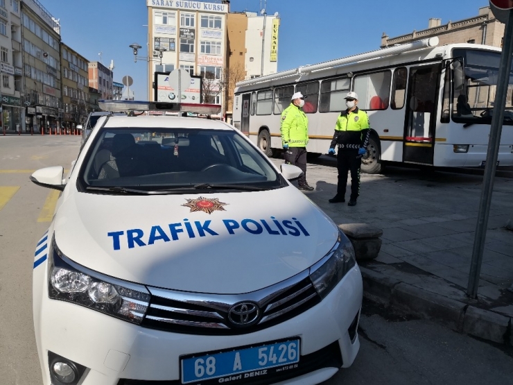 Aksaray Emniyeti Korona Virüse Karşı Etkin Bir Mücadele Yürütüyor