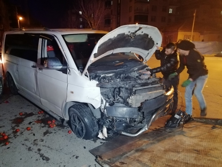 Aksaray’da Trafik Kazası: 4 Yaralı
