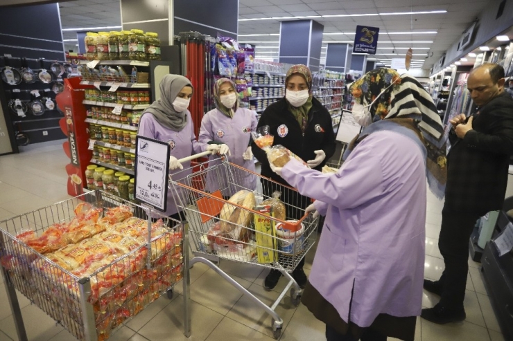 Ankara Valiliği 65 Yaş Üstü Vatandaşların İhtiyaçlarını Karşılıyor