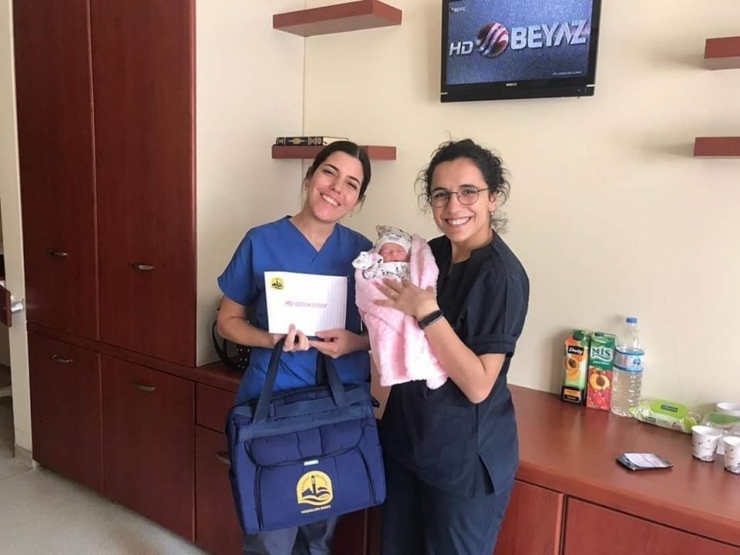 Bayburt Belediyesi’nden ’Hoş Geldin Bebek Seti’ Projesi