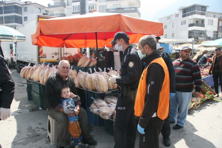 Pamukkale Belediyesi Risk Grubundaki Vatandaşlar İçin Pazara Çıktı