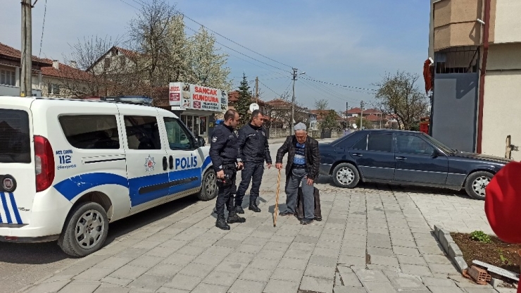 Sokağa Çıkma Yasağını Deldi, “1 Ayda İki Defa Felç Geçirdim, Bana Bir Şey Olmaz” Dedi
