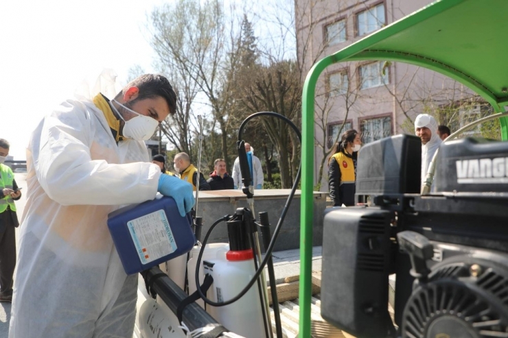 Eyüpsultan’daki Siteler De Temizlenip Dezenfekte Edildi