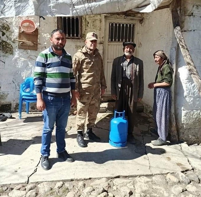 Yasağa Uyanların Yardımına Ekipler Koştu