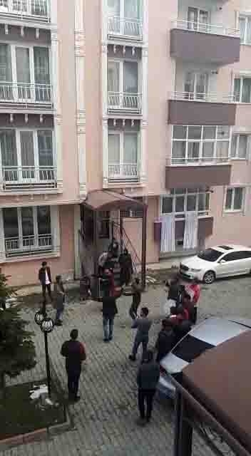 Korona Virüsü Uyarılarına Aldırış Etmeyip, Davullu Zurnalı Asker Uğurladılar