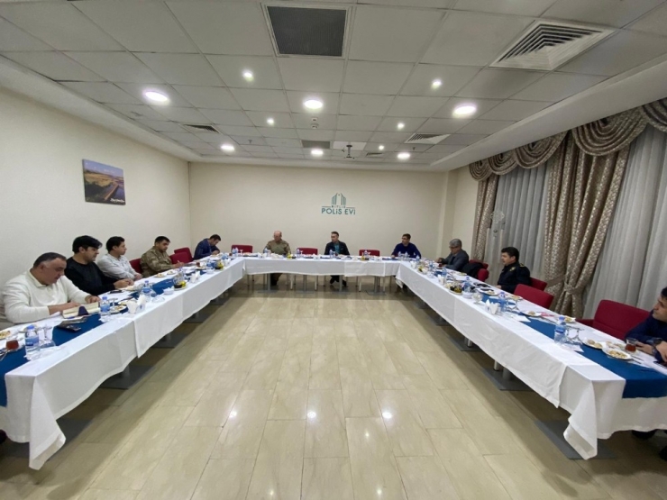 Bitlis’te ’Vefa Sosyal Destek’ Toplantısı Düzenlendi