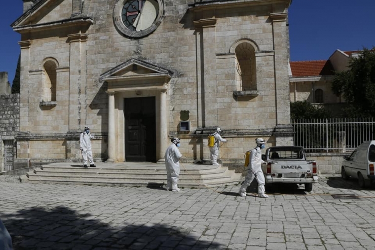 İdlib’de Korona Virüse Karşı Dezenfekte Başladı