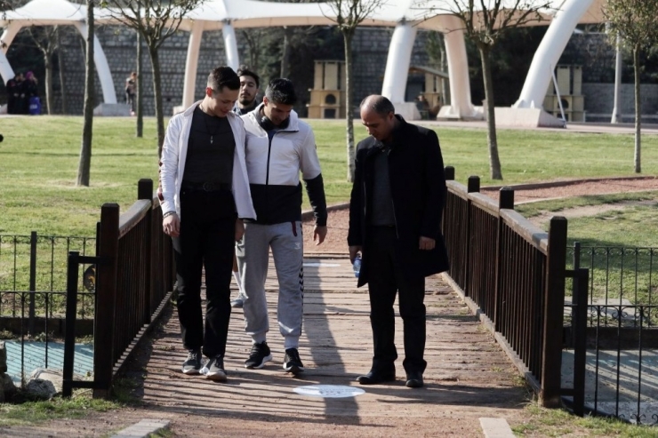 Kağıthane Belediyesi’nden Vatandaşlara ‘Evde Kal’ Çağrısı