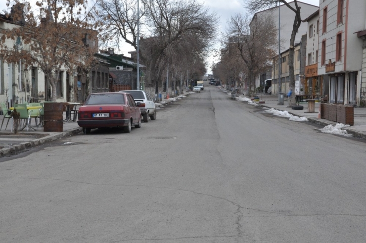 Karslılar “Evde Kal” Çağrısına Uydu