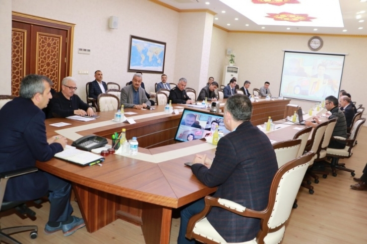 Kırıkkale’de 65 Yaş Üstü İnsanların İhtiyaçları İçin 40 Ekip Görevde