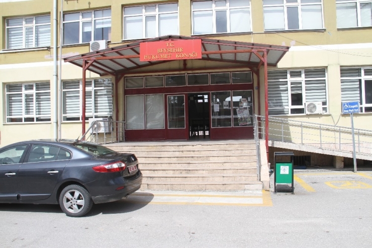 Karantinaya Uymayarak Evden Çıkan Gurbetçi Çifte Ceza