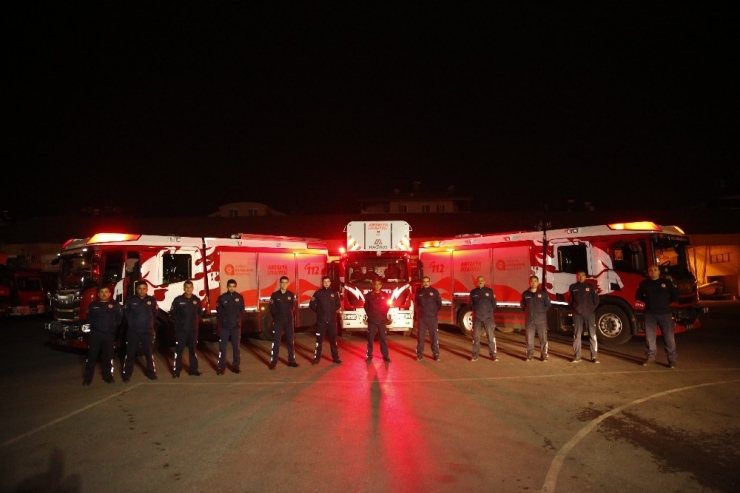 Büyükşehir İtfaiyesinden Sağlık Çalışanlarına Destek