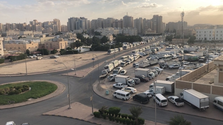 Kuveyt’te Kısmi Sokağa Çıkma Yasağı Yürürlüğe Girdi