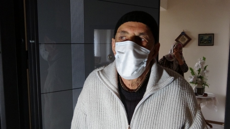 65 Yaş Vatandaşlar İçin Kapı Kapı Dolaşıyorlar