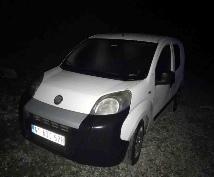 Sakarya’da Sinyalizasyon Kablosu Çalmaya Çalışan 4 Şahıs Gözaltına Alındı