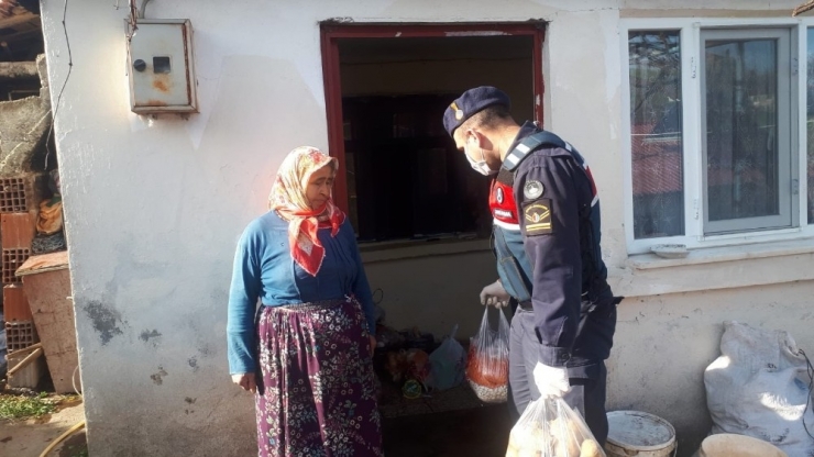 Samsun Valiliği Tarafından ‘Vefa Sosyal Destek Grubu’ Oluşturuldu