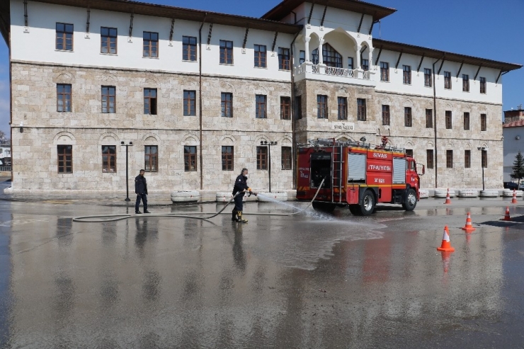 Başkan Bilgin: “Evde Kalarak Hayatları Kurtaracağız”