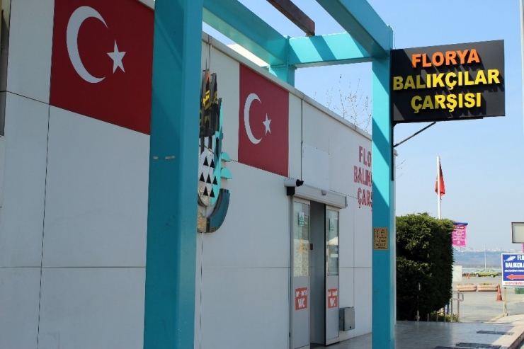 Florya Balık Çarşısı’ndaki Restoranlar Paket Servisi Sistemine Geçti