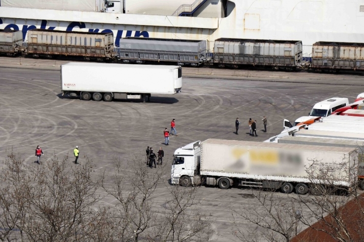 Ukrayna’dan Gelen Gemideki 51 Kişi Gözlem Altına Alındı