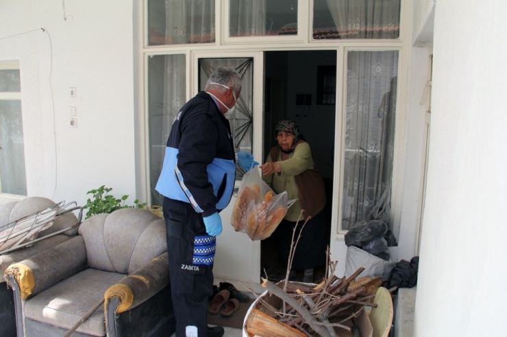 Ula Belediyesi Yaşlılar Ve Kronik Hastalar İçin İş Başında