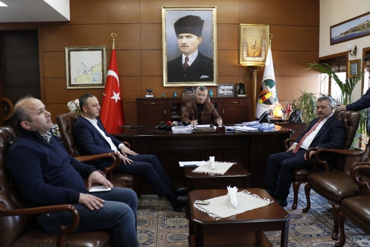 Ukrayna Uyruklu Vatandaşlar Gemi İle Geri Gönderilecek