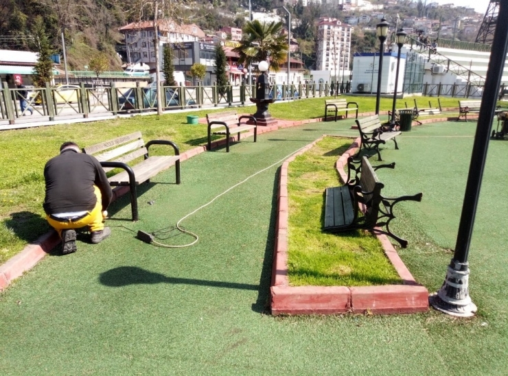 Belediye Ekipleri Dezenfeksiyon Mesaisinde