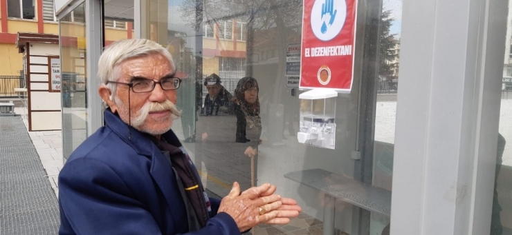 Belediyeden “Sebil Dezenfektan” Uygulaması