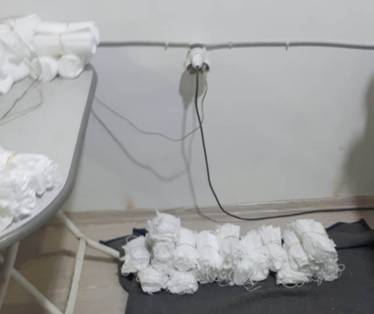 Asma Katta Kaçak Maske Üretimi