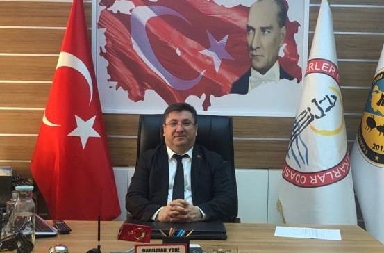 İş Yerleri Kapatılan Berberler Sosyal Medyadan İlan Verip Evlere Gidiyor