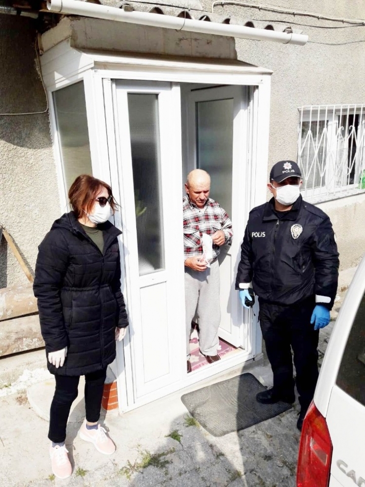 Ayvalık’ta “Vefa Destek Grubu” Gönüllerde Taht Kuruyor