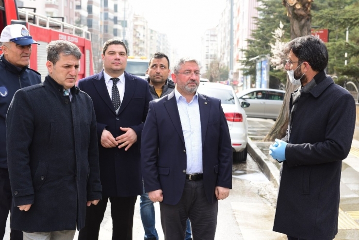 Fatih Ve Bahabey Caddeleri Dezenfekte Edildi