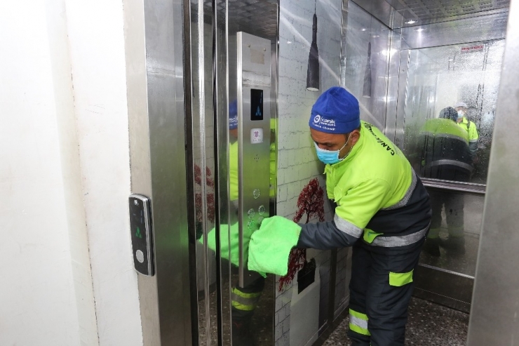 Başkan Sandıkçı: "Virüse Karşı Tüm Önlemleri Alıyoruz"