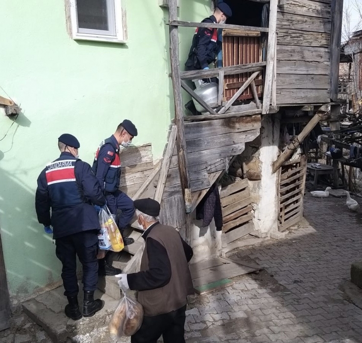 Jandarmadan Alkışlanacak Hizmet