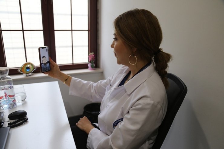 Korona Virüs Endişesi Yaşayan Vatandaşa Online Terapi Hizmeti