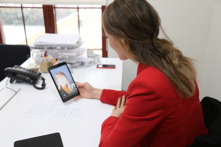 Korona Virüs Endişesi Yaşayan Vatandaşa Online Terapi Hizmeti