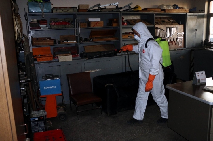 Erzincan İl Özel İdaresi Korona Virüse Karşı Dezenfekte Edildi