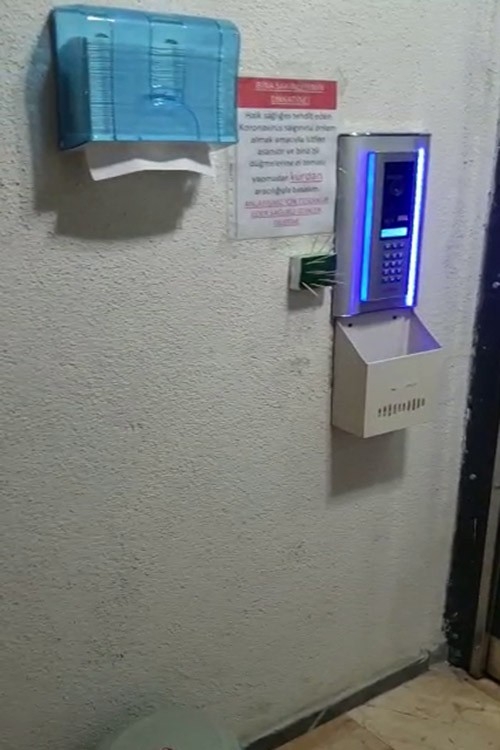 Apartman Yöneticisinden Korona Virüse Karşı ‘Kürdanlı’ Tedbir