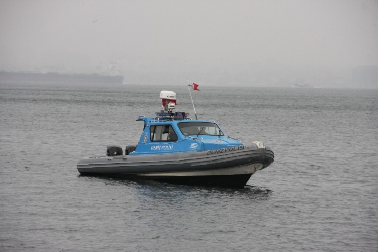 Yenikapı’da Denize Düşen Balıkçı Hayatını Kaybetti