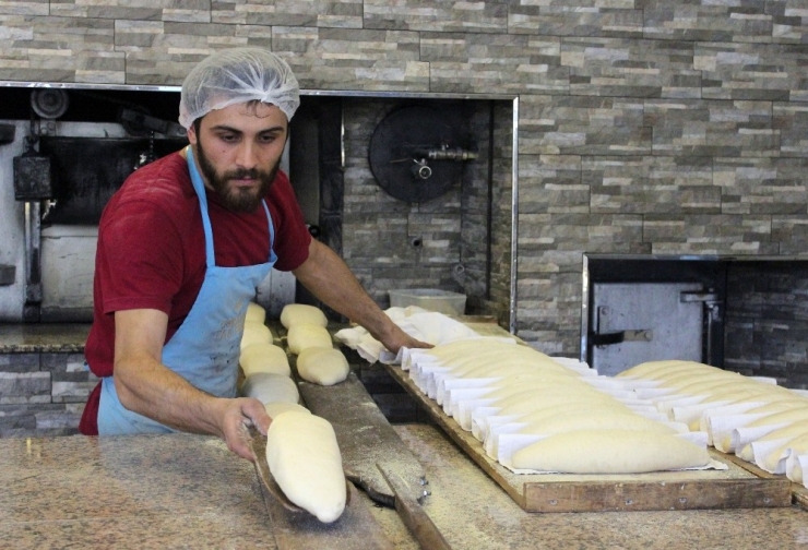 Ekşi Mayalı Ekmek Hem Sağlıklı, Hem Uzun Ömürlü Oluyor