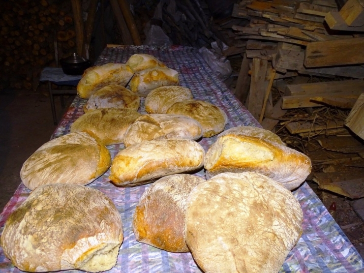 Hisarcık’ta Korona Virüs Köy Ekmeğine Talebi Arttırdı