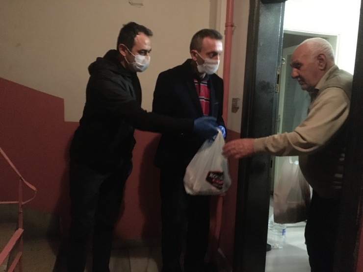 İstanbul’da "Vefa Sosyal Destek Grubu" Yaşlılar İçin İş Başında