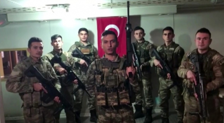 Suriye’deki Mehmetçikten Sağlıkçılara Selam