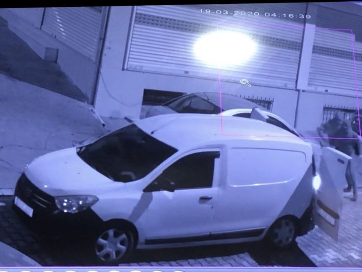 Hırsızların Yeni Gözdesi: Toptancı Depoları