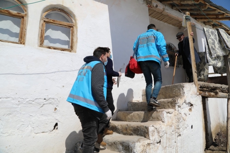 Vefa Sosyal Destek Grubu Yaşlılar İçin Görev Başında