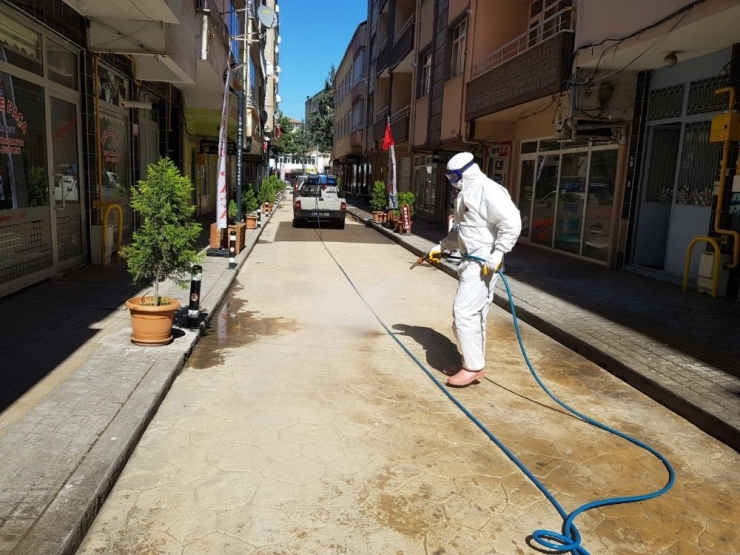 19 Mayıs Belediyesi’nden Vatandaşa Maske Ve Eldiven Dağıtımı