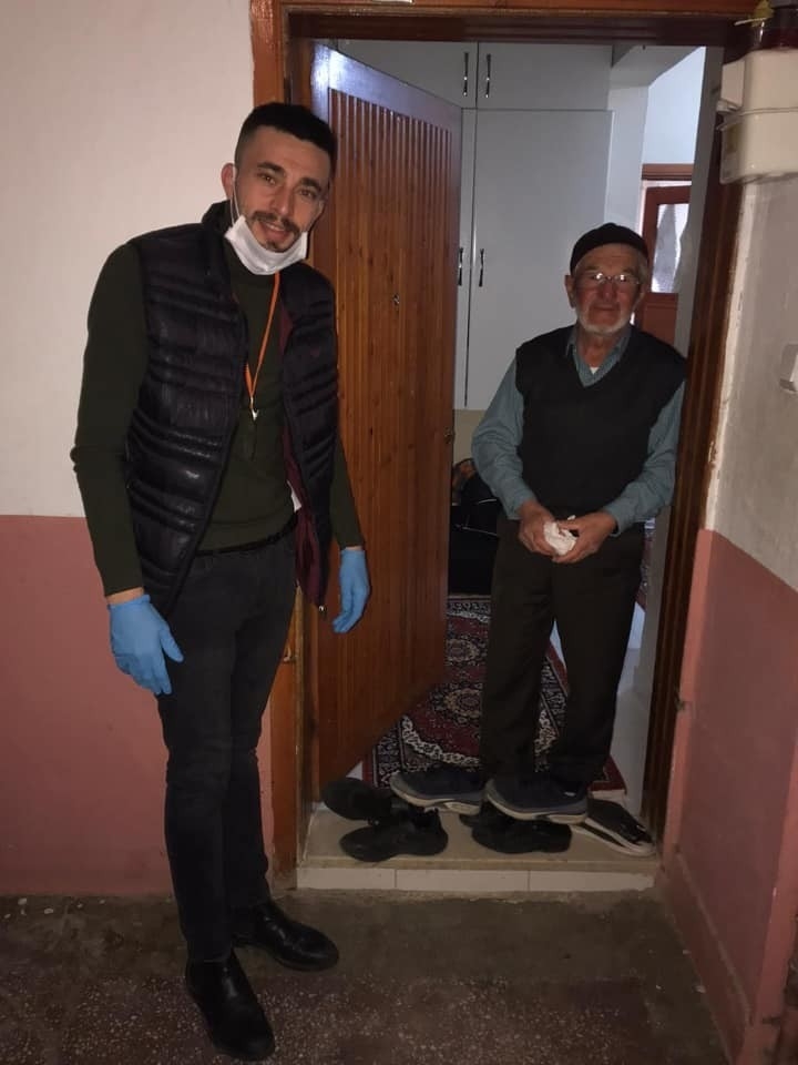 Amasya’da İsmail Dedenin Dişleri Evine Geldi