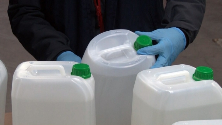 Arnavutköy’de İzinsiz Dezenfektan Üretimi Yapılan İmalathaneye Operasyon