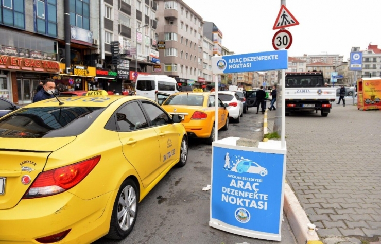 Avcılar’da Araçlara Korona Virüs Dezenfeksiyonu