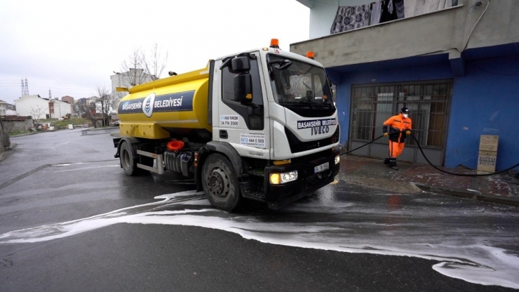 Başakşehir’in Mahalleleri Temizlendi