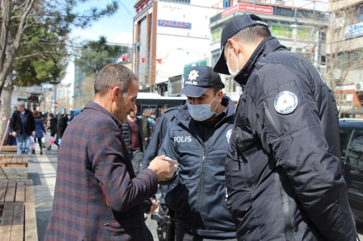 Bingöl’de Yaşlıların Alışverişi Polisten